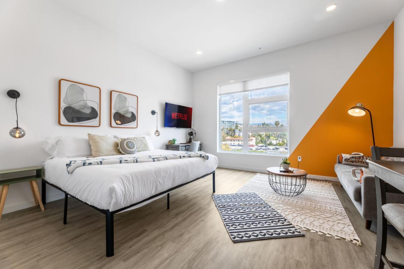 The Loft Retreat - 1mi To Dtla - Walk To Dodger Stadium