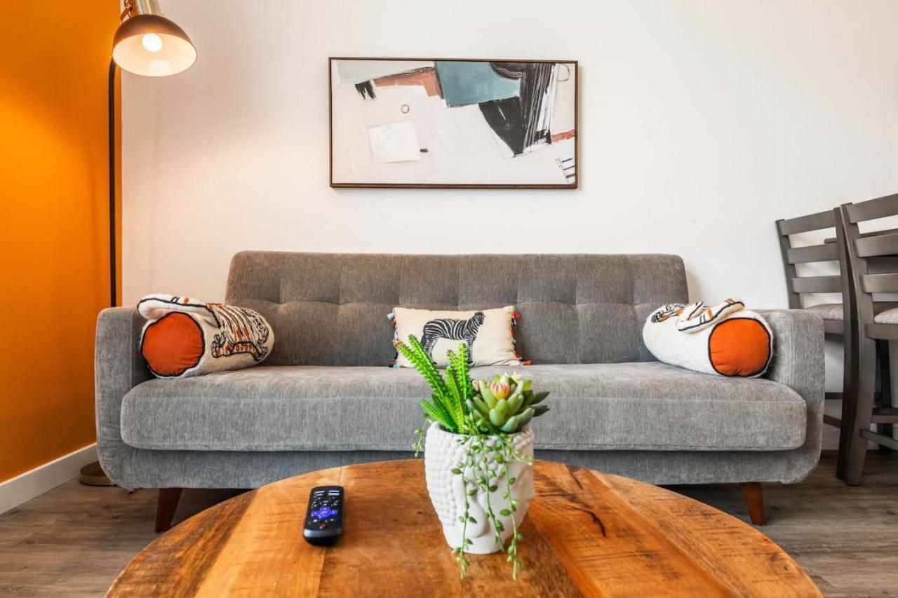 The Loft Retreat - 1mi To Dtla - Walk To Dodger Stadium