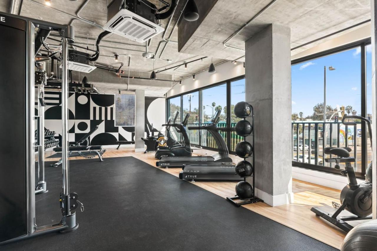 The Loft Retreat - 1mi To Dtla - Walk To Dodger Stadium Apartment